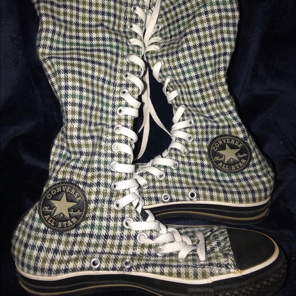 All-Star Knee High Chuck Taylor’s Sz 7